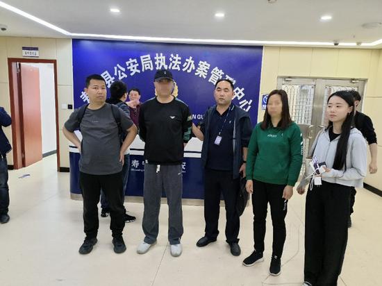 浙江破超千万元跨境销售走私烟案 打掉盘踞澳门珠海口岸走私团伙..